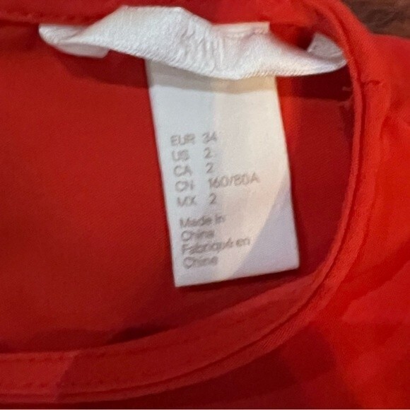 H&M long flounce sleeve keyhole back orange top size 2 - Picture 5 of 5